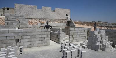 AFAD ve Katar Kızılay Suriye'de 1000 konutluk yerleşim köyü inşa edecek