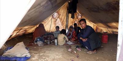 Afgan selzedeler çadırlarda yokluk içinde yaşıyor