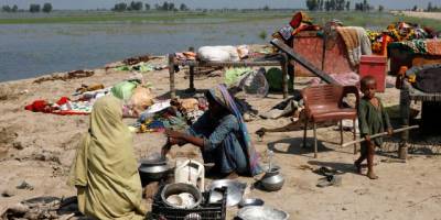 Pakistan'da sel sebebiyle ölenlerin sayısı 1208 oldu