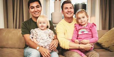 Alıkonan çocukları LGBT'li sapkınlara evlatlık verdiler