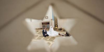 “Ailelerin beklentileri evliliklerin gecikmesine sebep oluyor”
