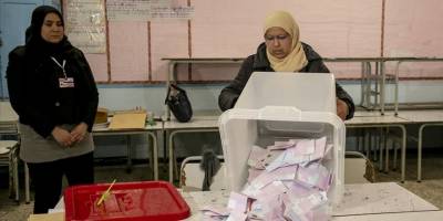 Tunus'ta Kaysa Said'e destek çığ gibi: Seçimlere katılım % 11,2'den % 11,3'e çıkmış