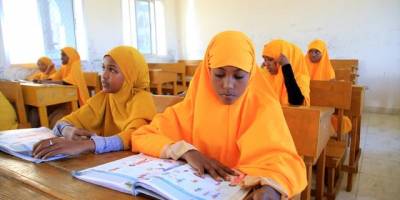 Somalili öğrencilerden depremzedelere yardım