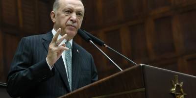 Erdoğan: “LGBT sapkınlarının topluma empoze edilmesine rıza gösteremeyiz”