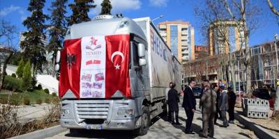 Arnavutluk'tan bir yardım tırı daha deprem bölgelerine doğru yola çıktı