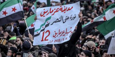 Suriye'de halk direnişinin 12. yıl dönümünde rejim karşıtı gösteriler düzenlendi