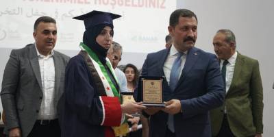 Afrin Eğitim Fakültesi ilk mezunlarını verdi