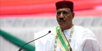 Nijer'de darbe girişimi: Cumhurbaşkanı Bazoum alıkonuldu