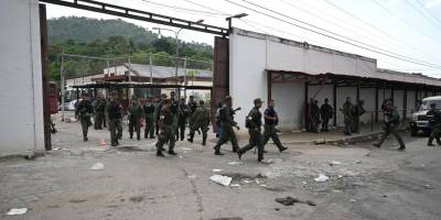 Venezuela, yıllardır çete kontrolündeki hapishaneyi geri aldı