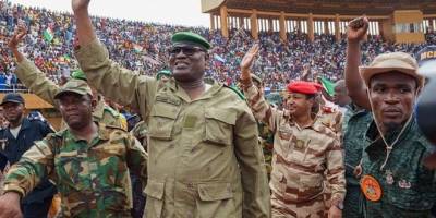 Nijer'in zaferi! Fransa ordusu çekiliyor