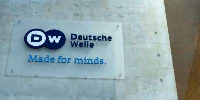 Alman DW, Siyonistlerin katliamlarını aklama peşinde!