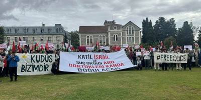 Boğaziçi Üniversitesi öğrencileri İsrail vahşetini protesto etti
