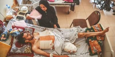 Gazze'de ölümden kurtarmak için uzuvlar kesiliyor
