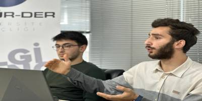 Özgür-Der Gençliği "Yeryüzünün En Büyük Hapishanesi" kitabını değerlendirdi