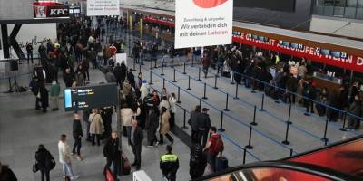 Kosovalılar Şengen Bölgesi'ne vizesiz seyahat etmeye başladı