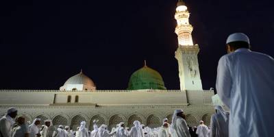 Suudi Arabistan Ramazan'da camilerde iftarı yasakladı