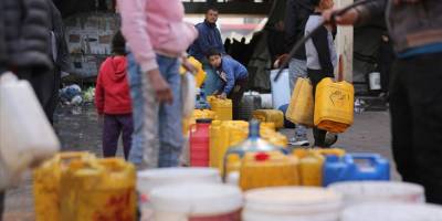 Gazze'de kişi başına düşen su miktarı 90 litreden 2 litreye indi