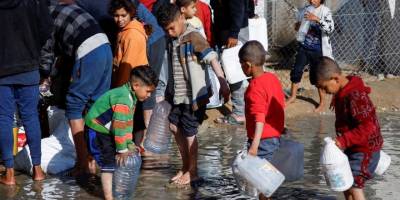 İsrail saldırıları altındaki Gazze'de kişi başına düşen su miktarı yüzde 96,5 azaldı