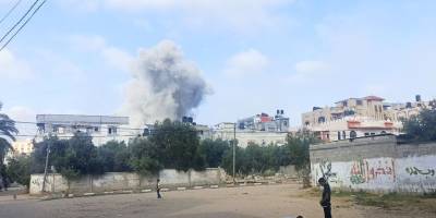 Katil İsrail Gazze'nin orta kesiminde saldırılarını yoğunlaştırdı