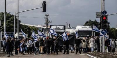 Fanatik yahudiler, Ürdün'den Gazze'ye giden insani yardım konvoyunu durdurdu