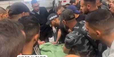 Katil İsrail Batı Şeria'da hava saldırısı düzenledi