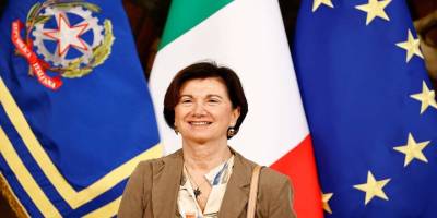 İtalya Aile Bakanı Roccella: Erkek ve kadını reddeden dayatmayı tanımıyoruz!