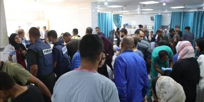 İşgal rejimi Gazze'deki Kemal Advan Hastanesi'ni ablukaya aldı