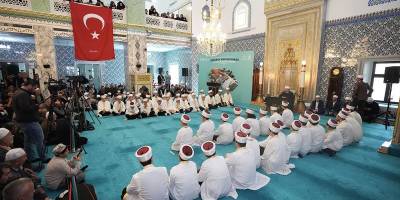 Diyanet İşleri Başkanı Erbaş, hafızlara icazet belgelerini verdi