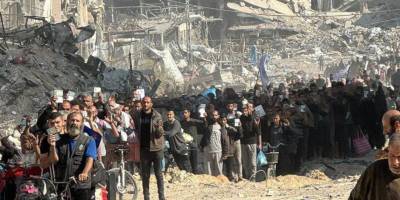 İşgal rejimi Gazze kuzeyindeki sığınakları basarak sivilleri göçe zorluyor