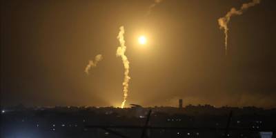 Katil İsrail, Gazze'de hastanenin jeneratörünü bombaladı