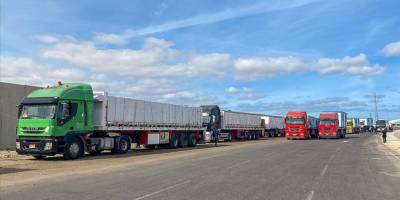 Ateşkesin ardından Gazze'ye yardım tırları girmeye başladı