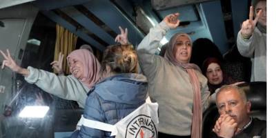 "Hamas onlara hediye verirken biz saçlarımızdan sürüklendik"