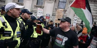 Londra polisinin Gazze protestolarına müdahalesi 19. yüzyıldaki baskıları hatırlatıyor