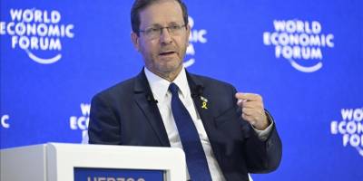 İsviçre'de, Davos'a gelen Herzog hakkında "Gazze'de soykırıma teşvik" nedeniyle suç duyurusu