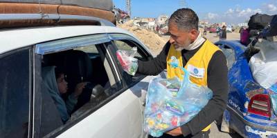 Özgür-Der, Kuzey Gazze’ye dönen kardeşlerimize destek verdi