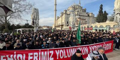 Fatih Camiinden şehitlere vefa, direnişe selam: Muhammed Dayf'ın askerleriyiz!