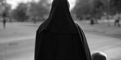 Kırgızistan'da peçe yasaklandı