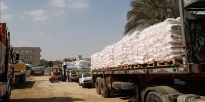 Türkiye'den gönderilen 27 tır yardım Gazze'nin kuzeyine ulaştı