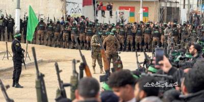 Kassam Tugayları rehine tesliminde siyonistlere hangi mesajları verdi?