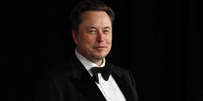 Elon Musk, harcamalarda kesintiye gidilmemesi halinde ABD'nin "iflas edeceğini" söyledi