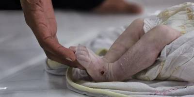 Gazze'de 5 bebek donarak can verdi