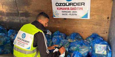 Özgür-Der, Ramazan kumanyalarını Gazze’de dağıtmaya devam ediyor
