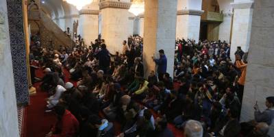 Emevi Camisi'nde teravih namazı 12 yıl sonra ilk kez kılındı