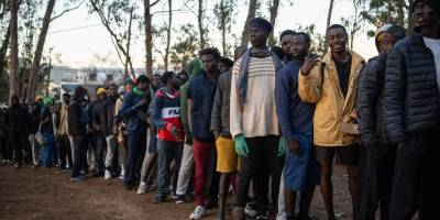 AB, "göçmenleri geri gönderme merkezlerini" yasallaştırıyor