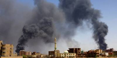 Sudan ordusu başkanlık sarayını kontrol altına almak üzere