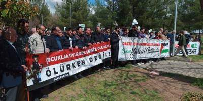 Dicle Üniversitesi öğrencileri Gazze için ayaktaydı