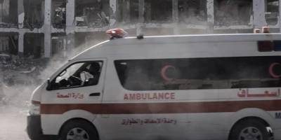 Siyonistler Refah'ta ambulansları kuşatma altına aldı