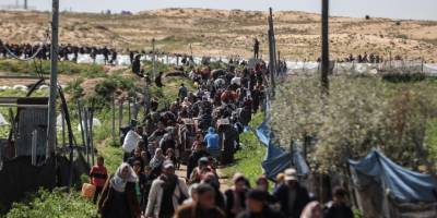 İşgalci İsrail, Refah'ta sivilleri kuşatma altına aldı