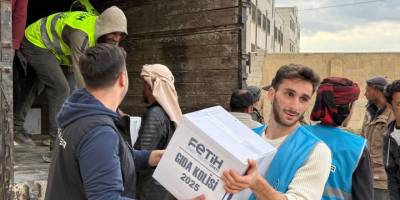 Özgür-Der Üniversite Gençliği Ramazan ayında Suriye'de