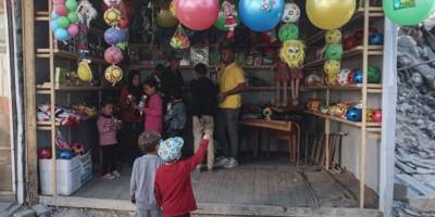 Filistinliler bir bayramı daha soykırım altında geçiriyor